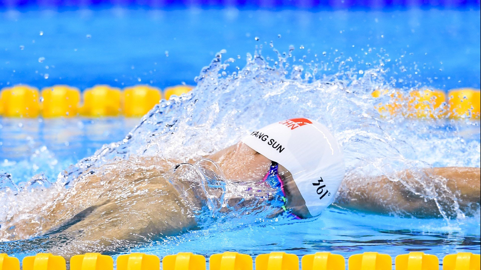 九游娱乐APP-克莱尔·温斯坦200自决赛游出高水准，克莱尔温兰德